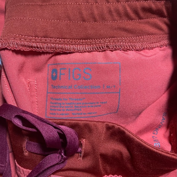 Figs Clay Jogger Scrub Set - Picture 3 of 3